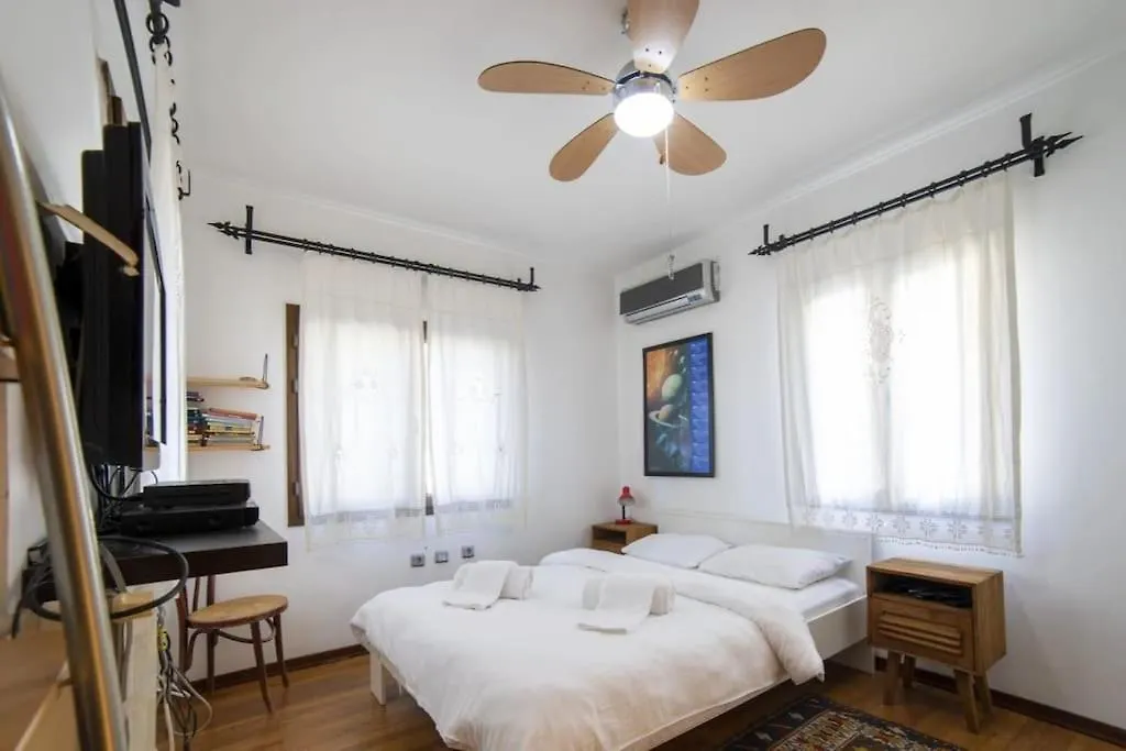 Bodrum Merkezde Muestakil Havuzlu Villa