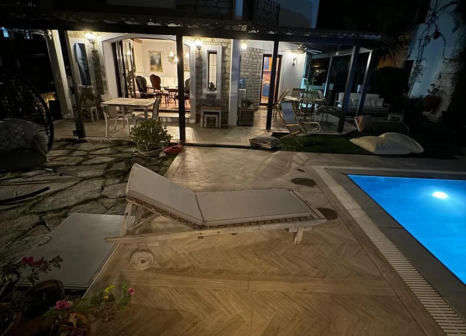 Bodrum Merkezde Muestakil Havuzlu Villa