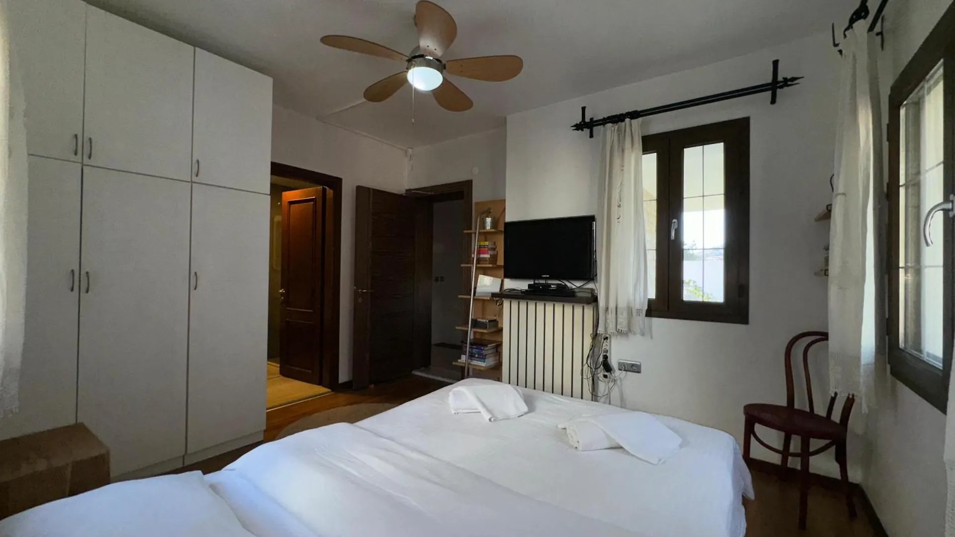 Bodrum Merkezde Muestakil Havuzlu Villa